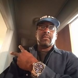 Meet your Posher, Lorenzo bruce